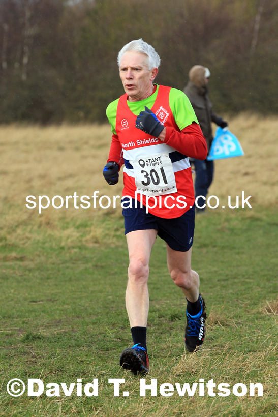 Womens and mens 35 to 65 plus, 2022 NEMAA Open Cross Country Champs., Wallsend, Tyne and Wear. Photo: David T. Hewitson/Sports for All Pics